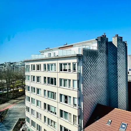 Center Luxury Floor With Free Parking