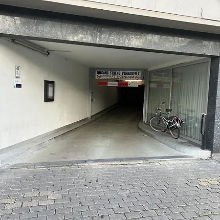 Center Luxury Floor With Free Parking * אוסטנדה